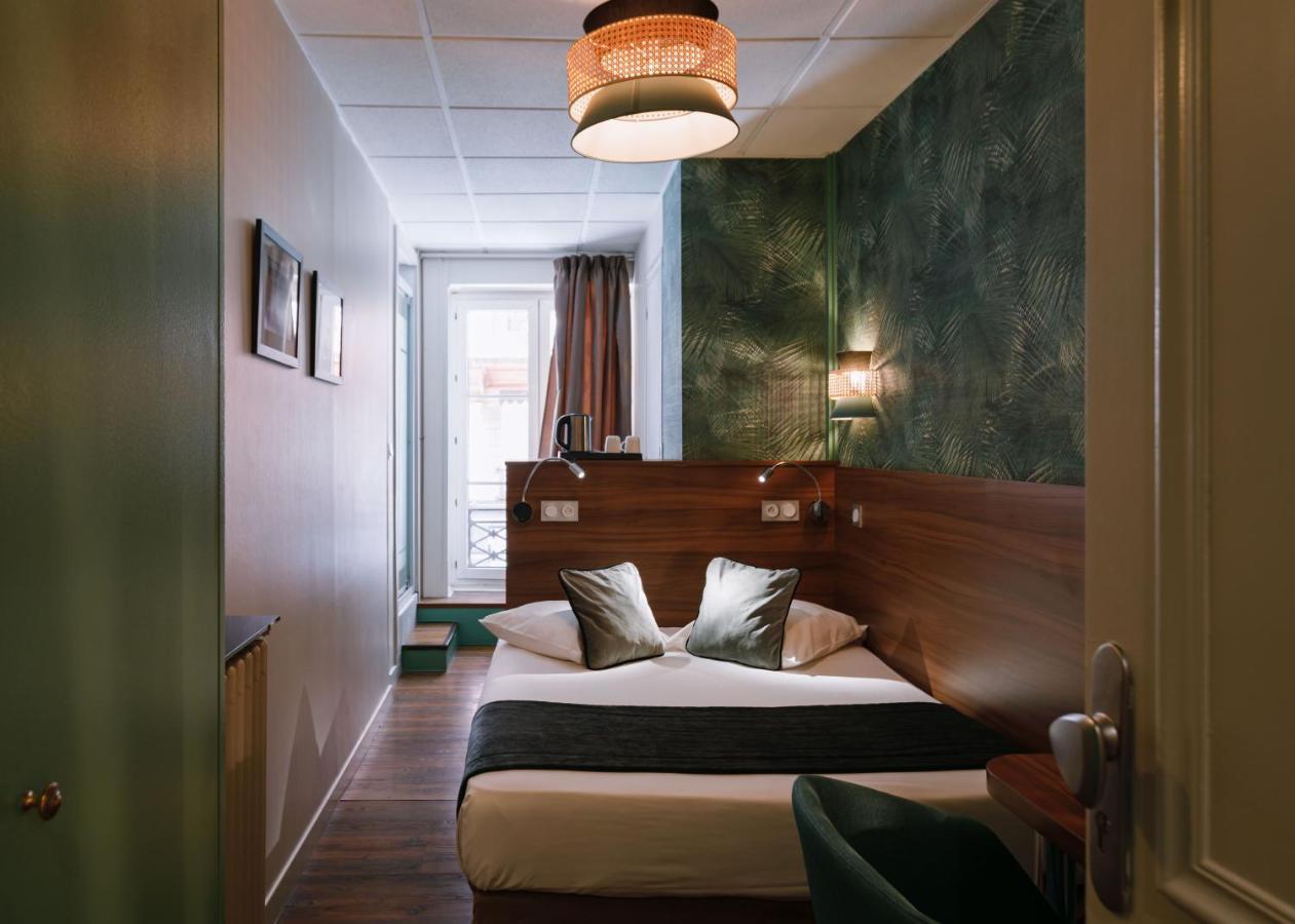 Hotel Du Dauphin Lyon Bagian luar foto