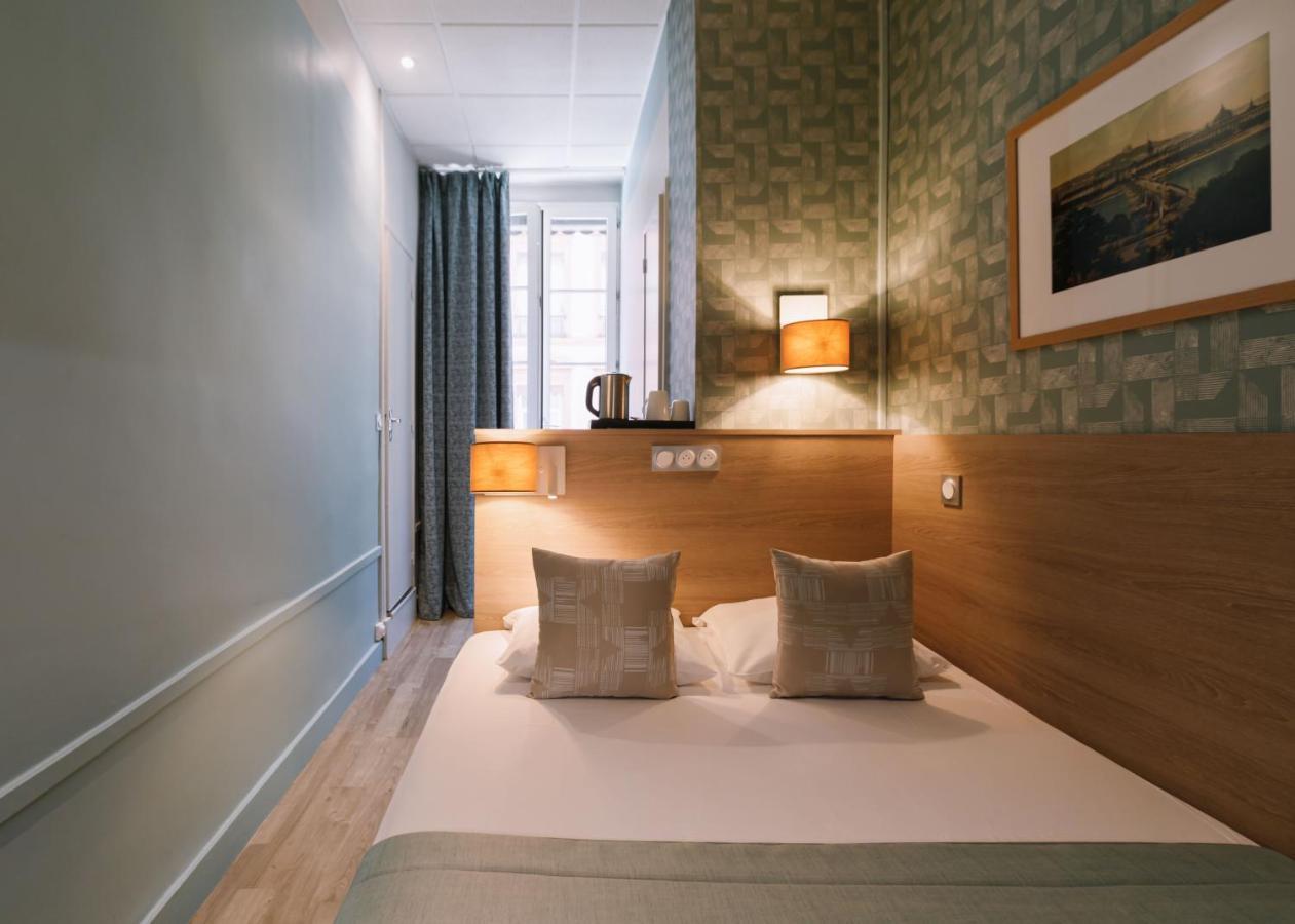 Hotel Du Dauphin Lyon Bagian luar foto