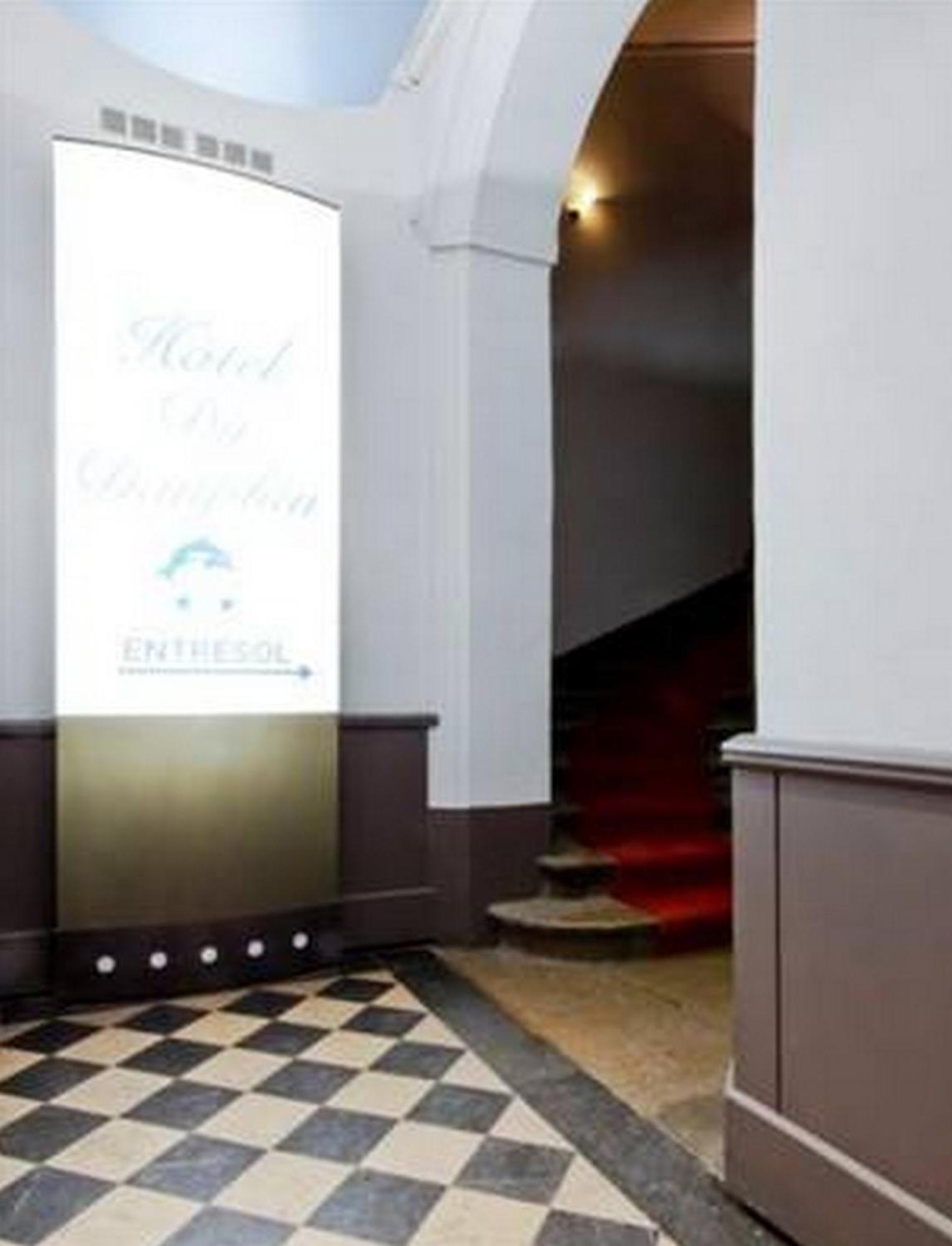 Hotel Du Dauphin Lyon Bagian luar foto