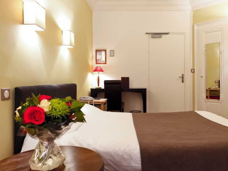 Hotel Du Dauphin Lyon Bagian luar foto